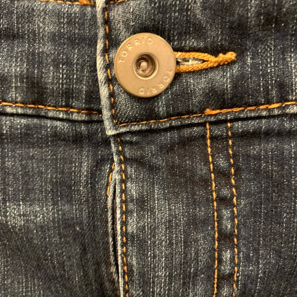 TORRID BOYFRIEND STRAIGHT VINTAGE STRETCH MID RISE JEANS 20R DARK WASH RETRO Y2K - Picture 4 of 15